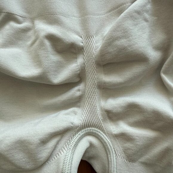 ALPHALETE - Pump Legging - Wheat - Picture 3 of 4